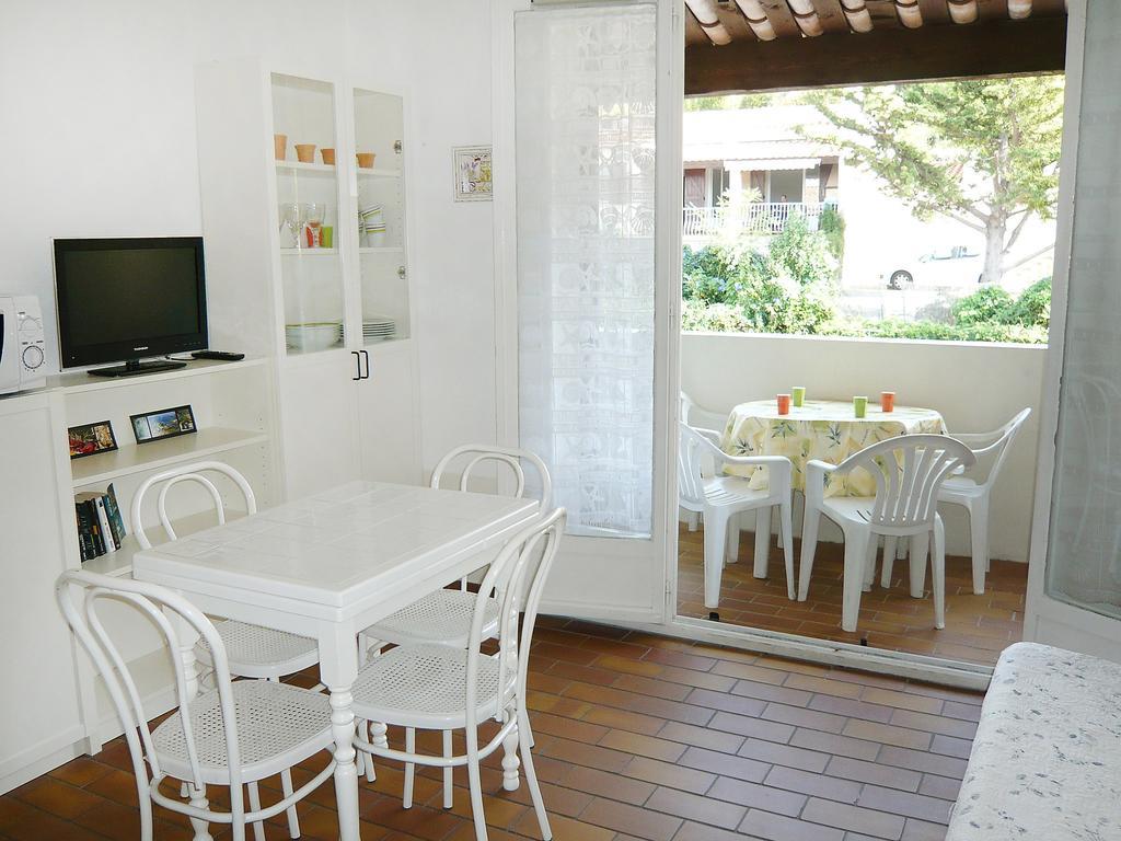 Apartment Les Aigues Marines-12 By Interhome Ла Мадраг Екстериор снимка